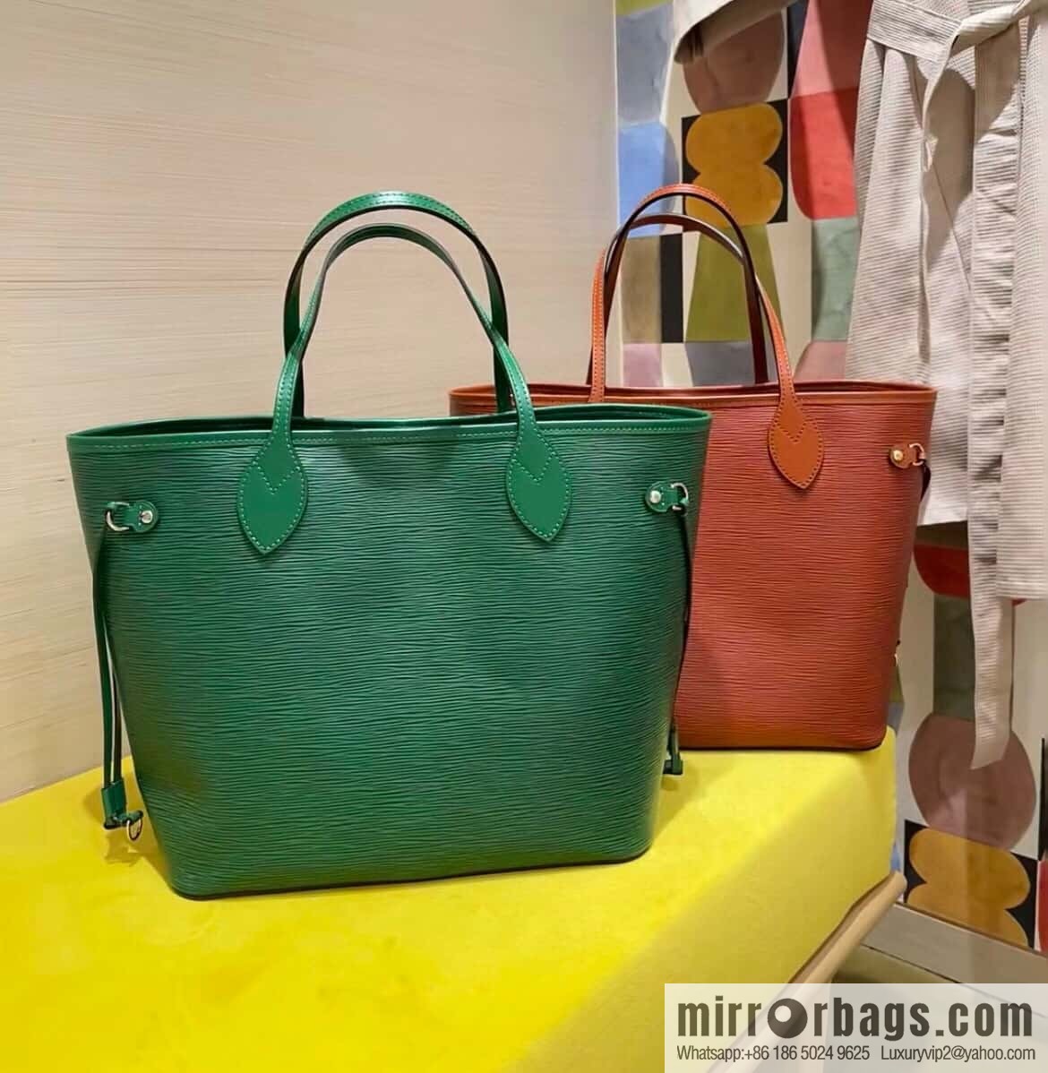 [Boutique‑grade] M11930 green, water ripple shopping bag series Neverfull medium handbag