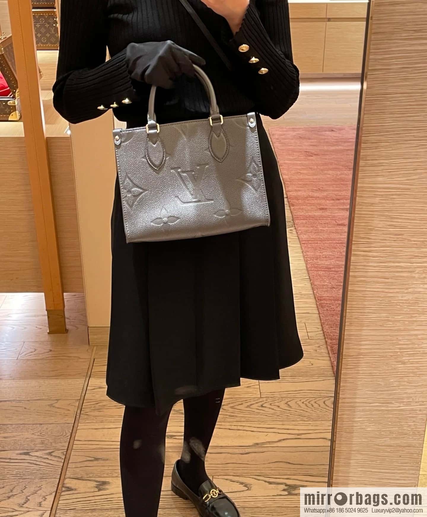 [Premium‑quality] M12886 gun gray, full leather embossed square bag series ONTHEGO small handbag
