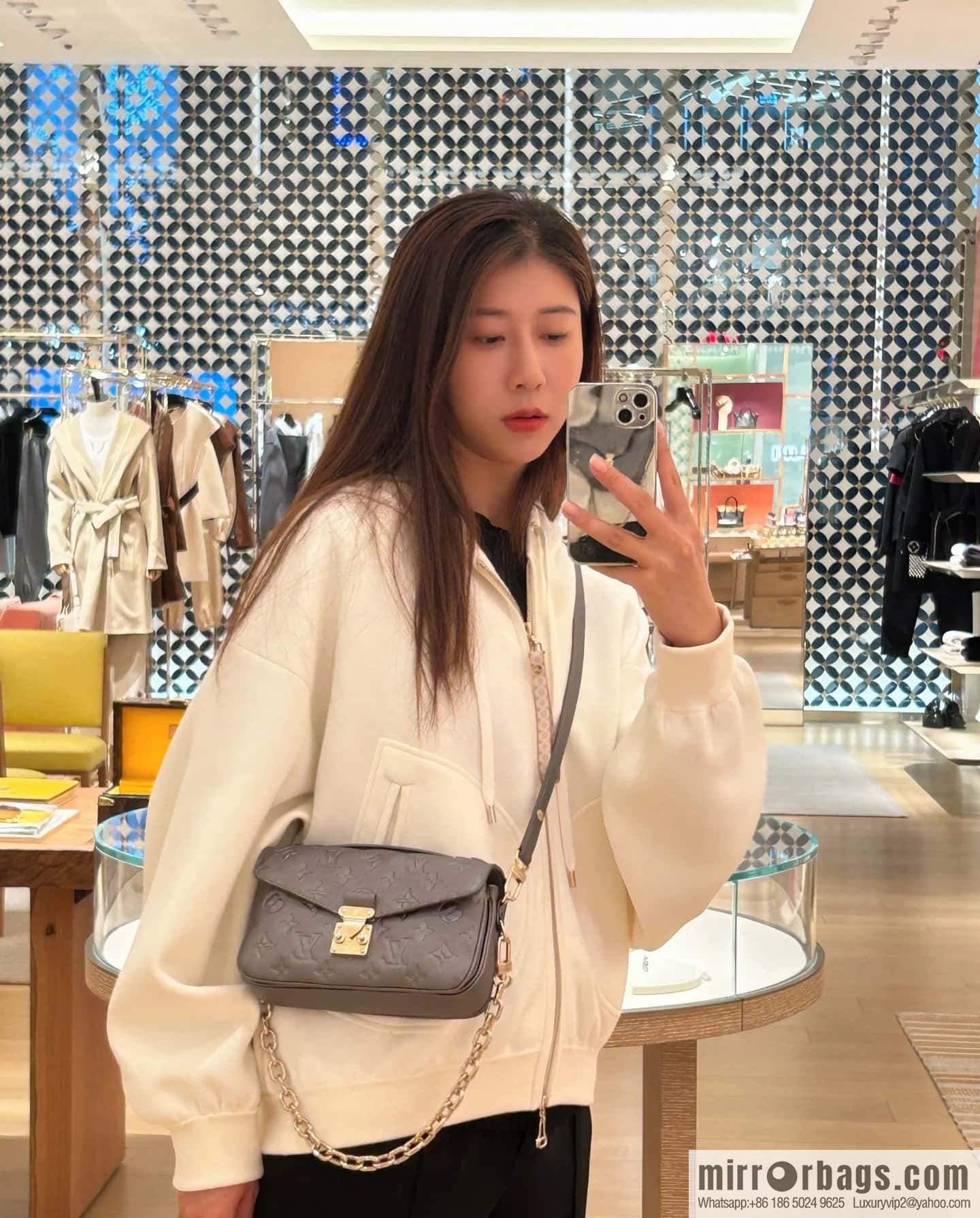 [Boutique‑grade] M11998 gun gray, full leather embossed chain messenger bag series Metis handbag