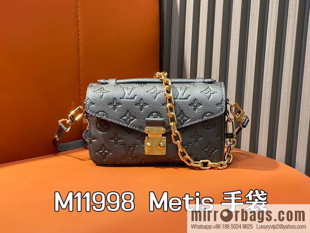 [Boutique‑grade] M11998 gun gray, full leather embossed chain messenger bag series Metis handbag
