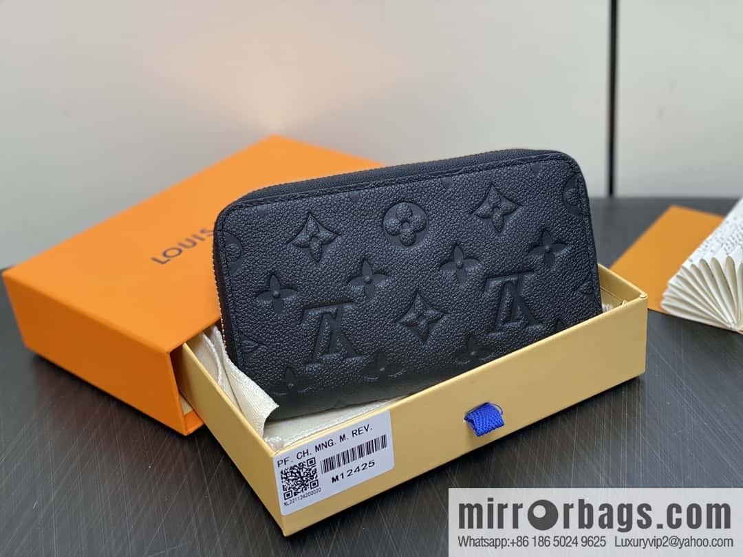 [Premium‑quality] M12425 black, full leather embossed single zipper wallet series New Margot Wallet