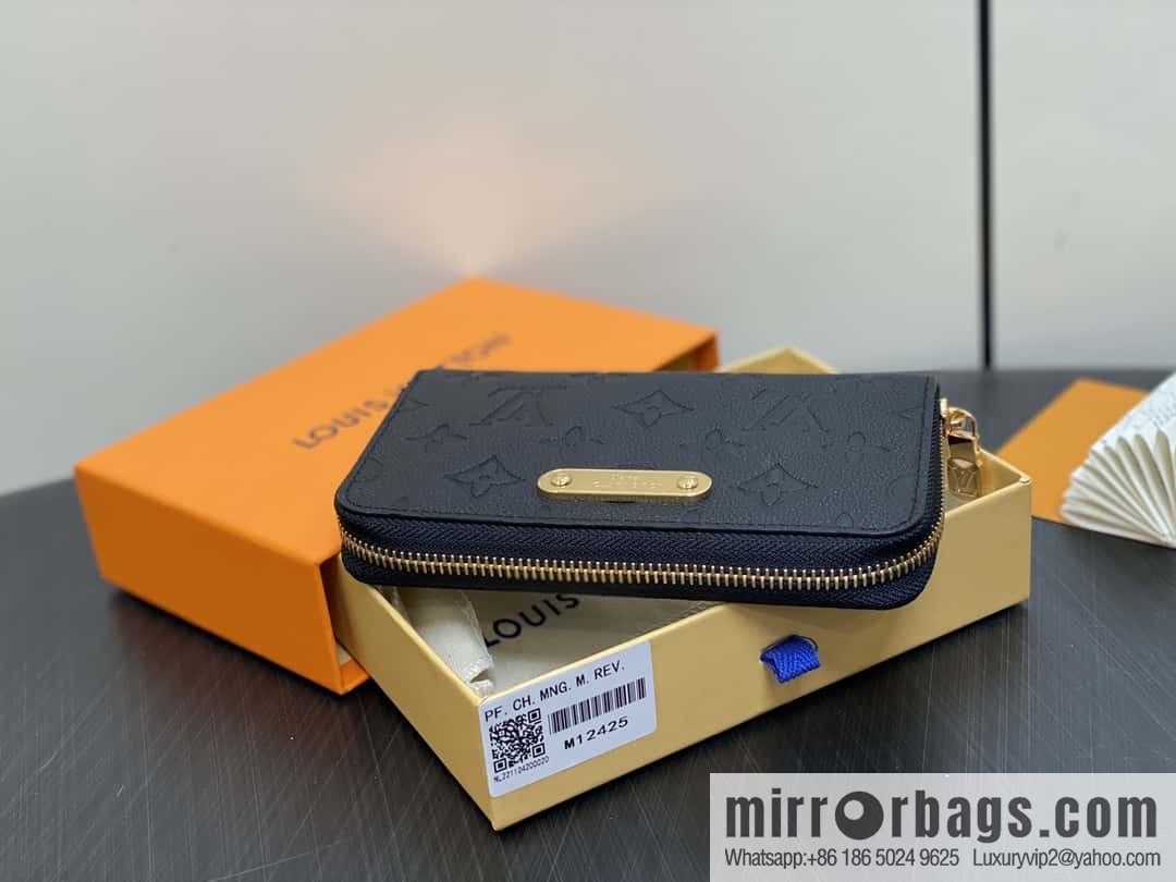 [Premium‑quality] M12425 black, full leather embossed single zipper wallet series New Margot Wallet