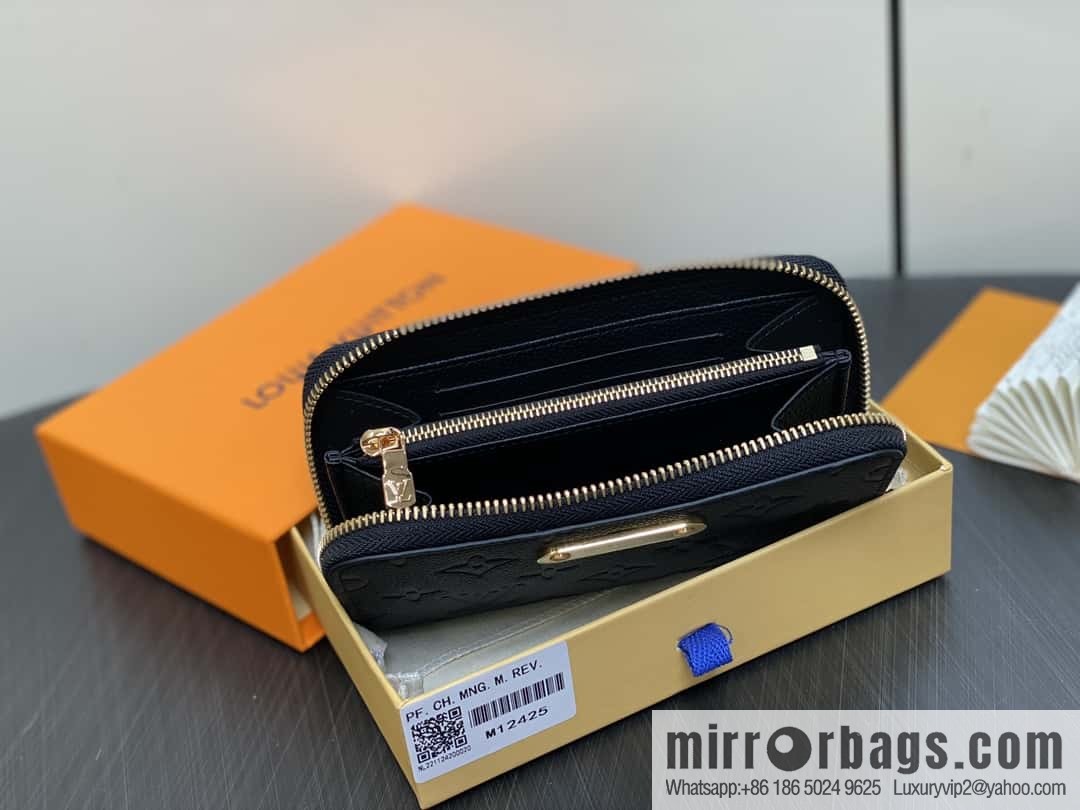 [Premium‑quality] M12425 black, full leather embossed single zipper wallet series New Margot Wallet