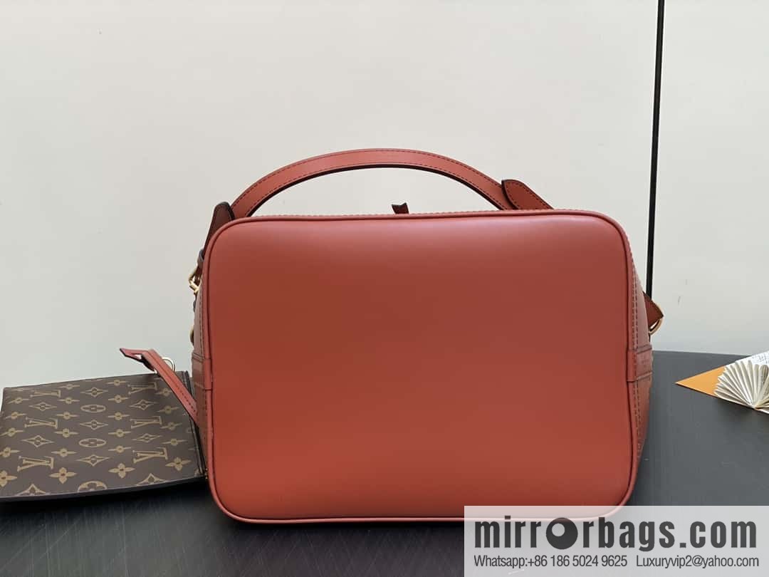 [Boutique‑grade] M24932 brown, water ripple bucket bag NOE MM handbag Noé MM bucket bag