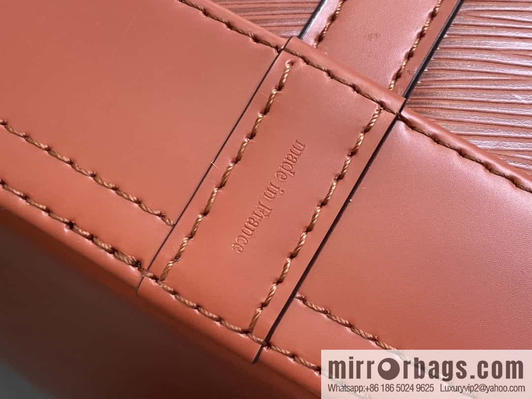 [Boutique‑grade] M24932 brown, water ripple bucket bag NOE MM handbag Noé MM bucket bag