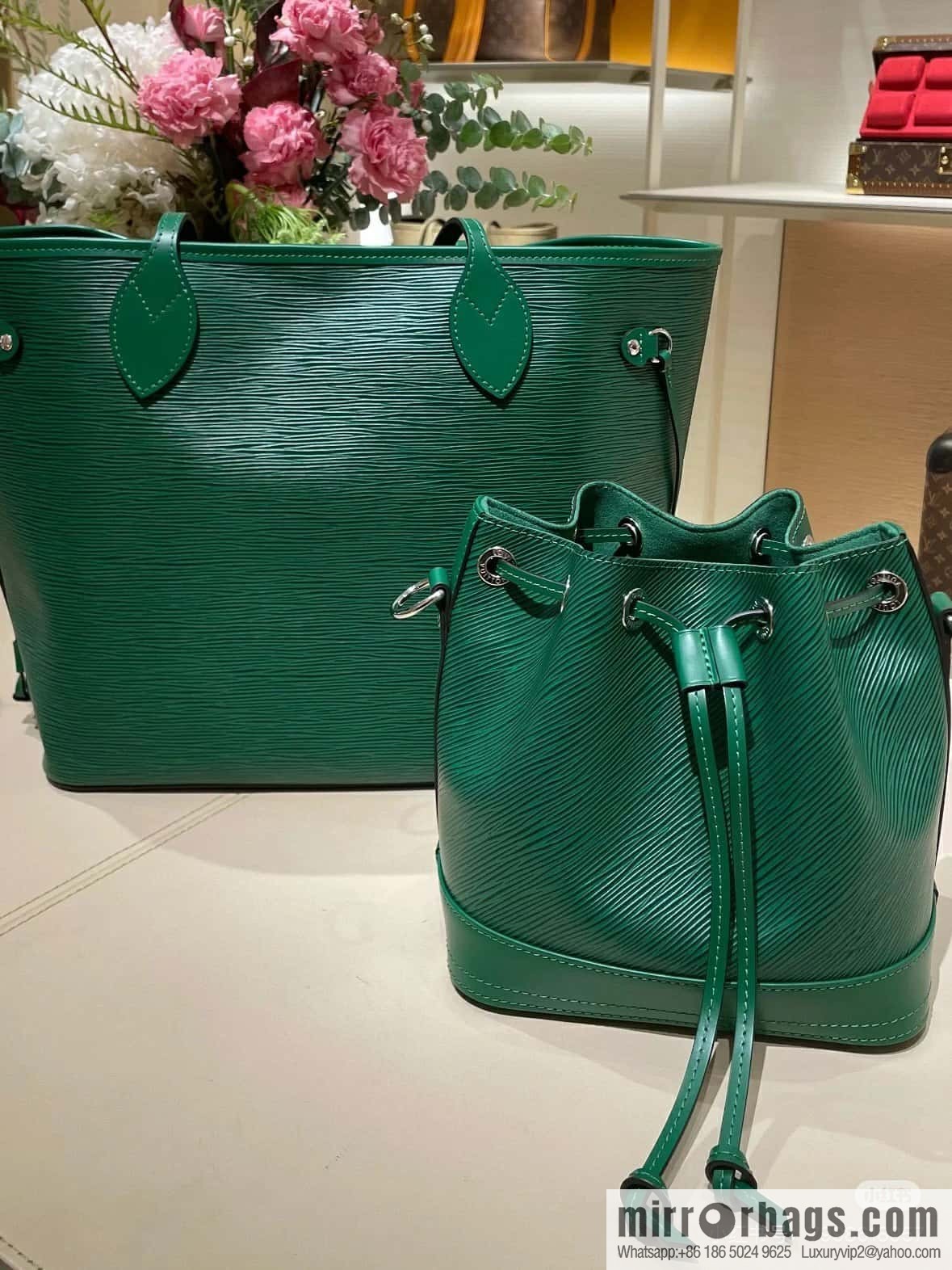 [Boutique‑grade] M24675 green, water ripple bucket bag NOE BB handbag Noé BB bag