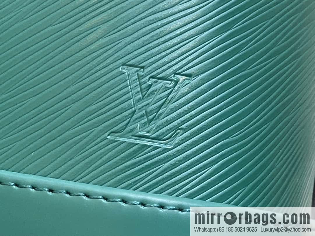 [Boutique‑grade] M24675 green, water ripple bucket bag NOE BB handbag Noé BB bag