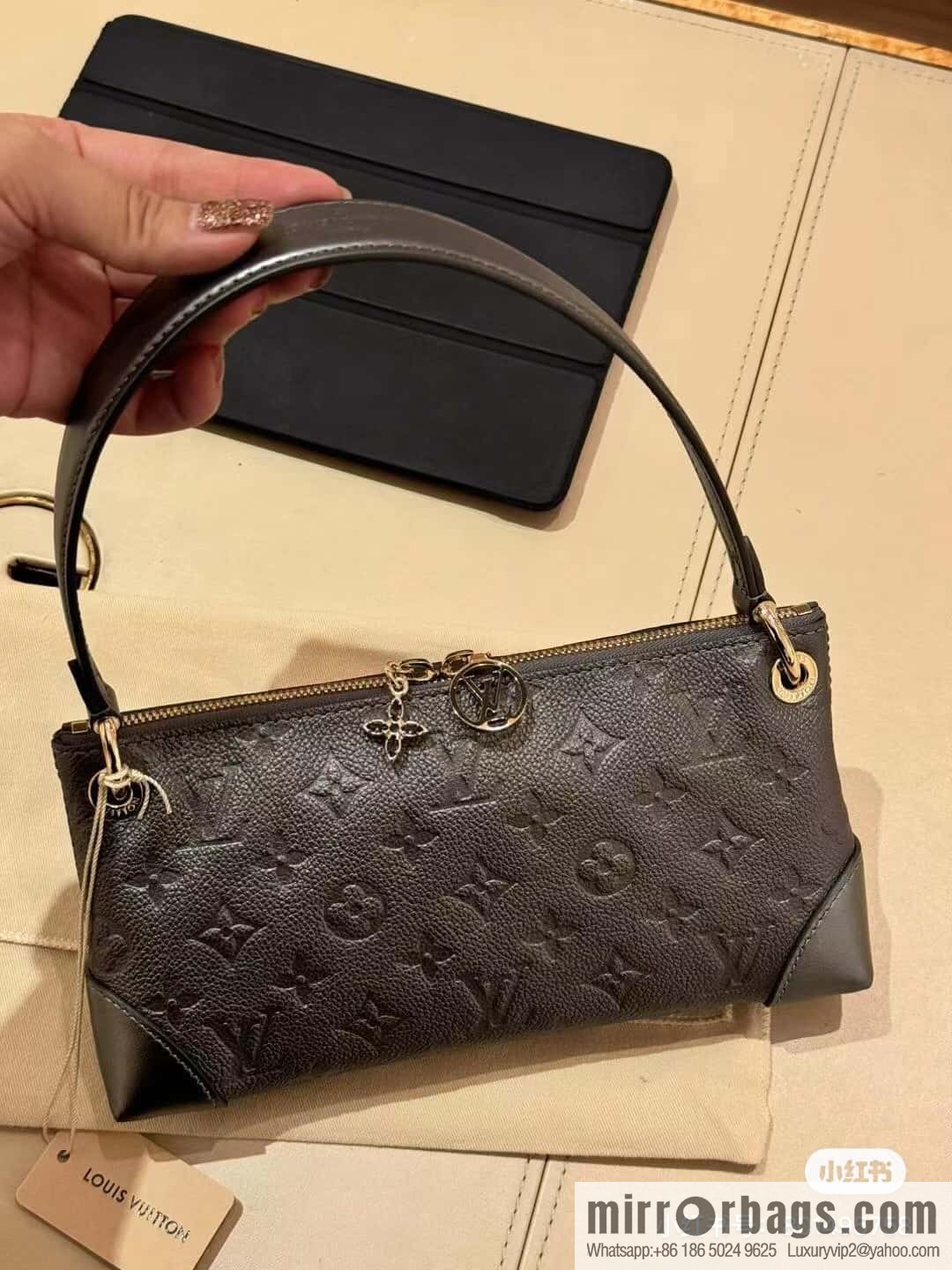 [Boutique‑grade] M12174 gun gray, full leather embossed armpit bag mahjong bag series Pochette Sèvres handbag