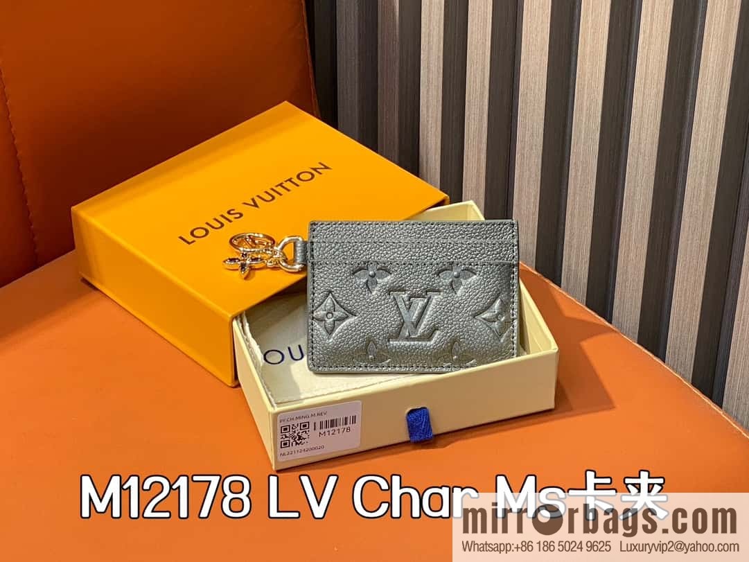 [Boutique‑grade] M12178 pearlescent gray full leather embossed, card bag wallet series Porte-cartes LV Char Ms card holder