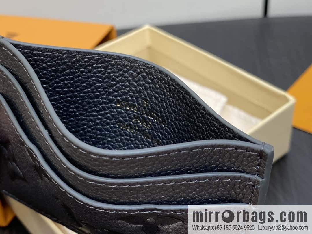 [Boutique‑grade] M12178 pearlescent gray full leather embossed, card bag wallet series Porte-cartes LV Char Ms card holder