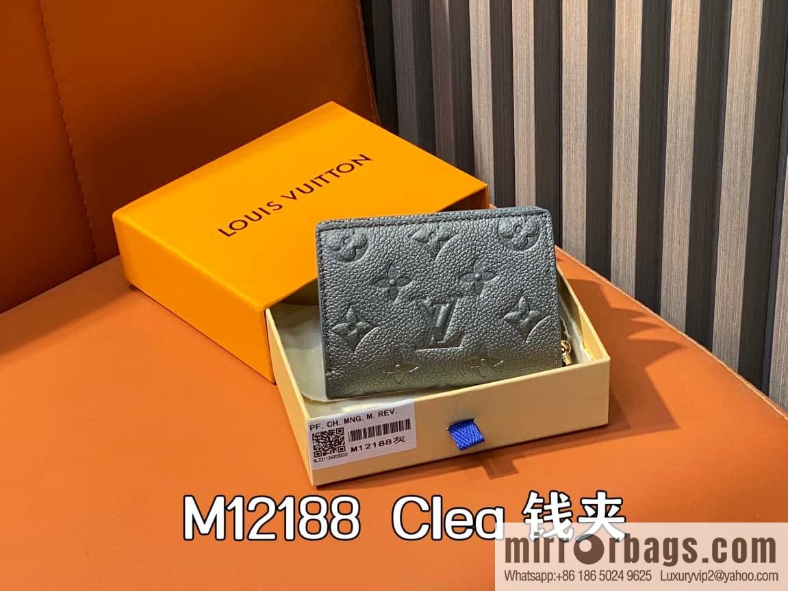 [Boutique‑grade] M12188 pearlescent gray full leather embossed, full leather two-fold wallet series Clea wallet