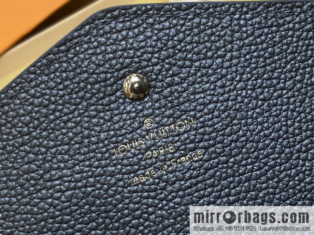 [Boutique‑grade] M12172 pearlescent gray full leather embossed, flip wallet series Sarah wallet