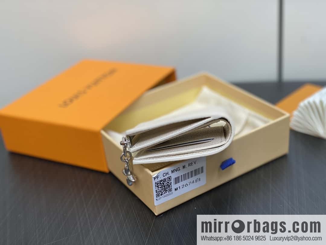 [Boutique‑grade] M12674 pearlescent white full leather embossed, two-fold wallet series Lisa Wallet wallet m12536