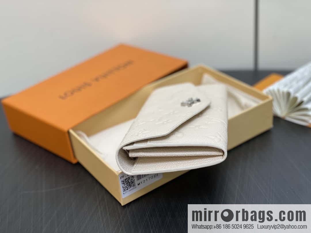 [Boutique‑grade] M12172 pearlescent white full leather embossed, flip wallet series Sarah wallet