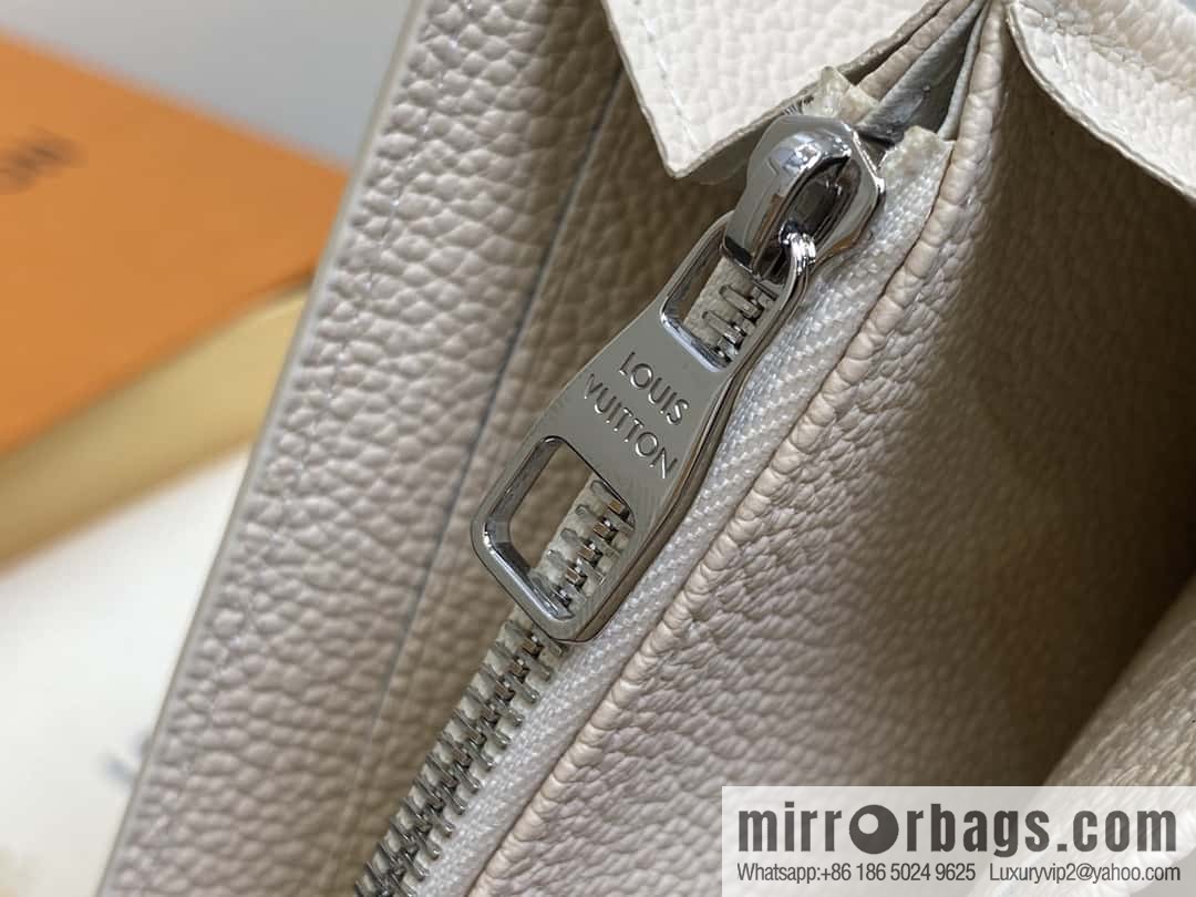 [Boutique‑grade] M12172 pearlescent white full leather embossed, flip wallet series Sarah wallet