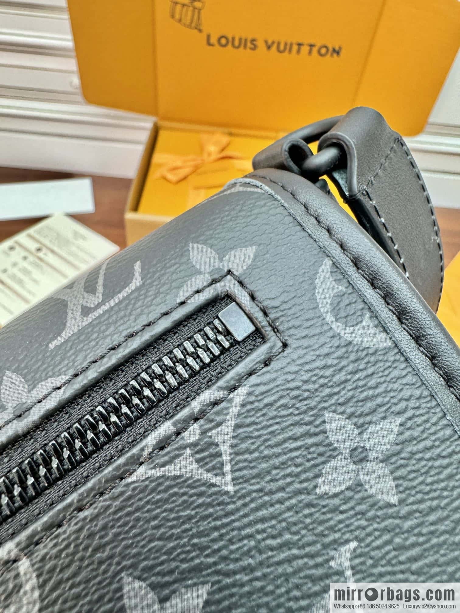 LV M12681 Pulse Messenger