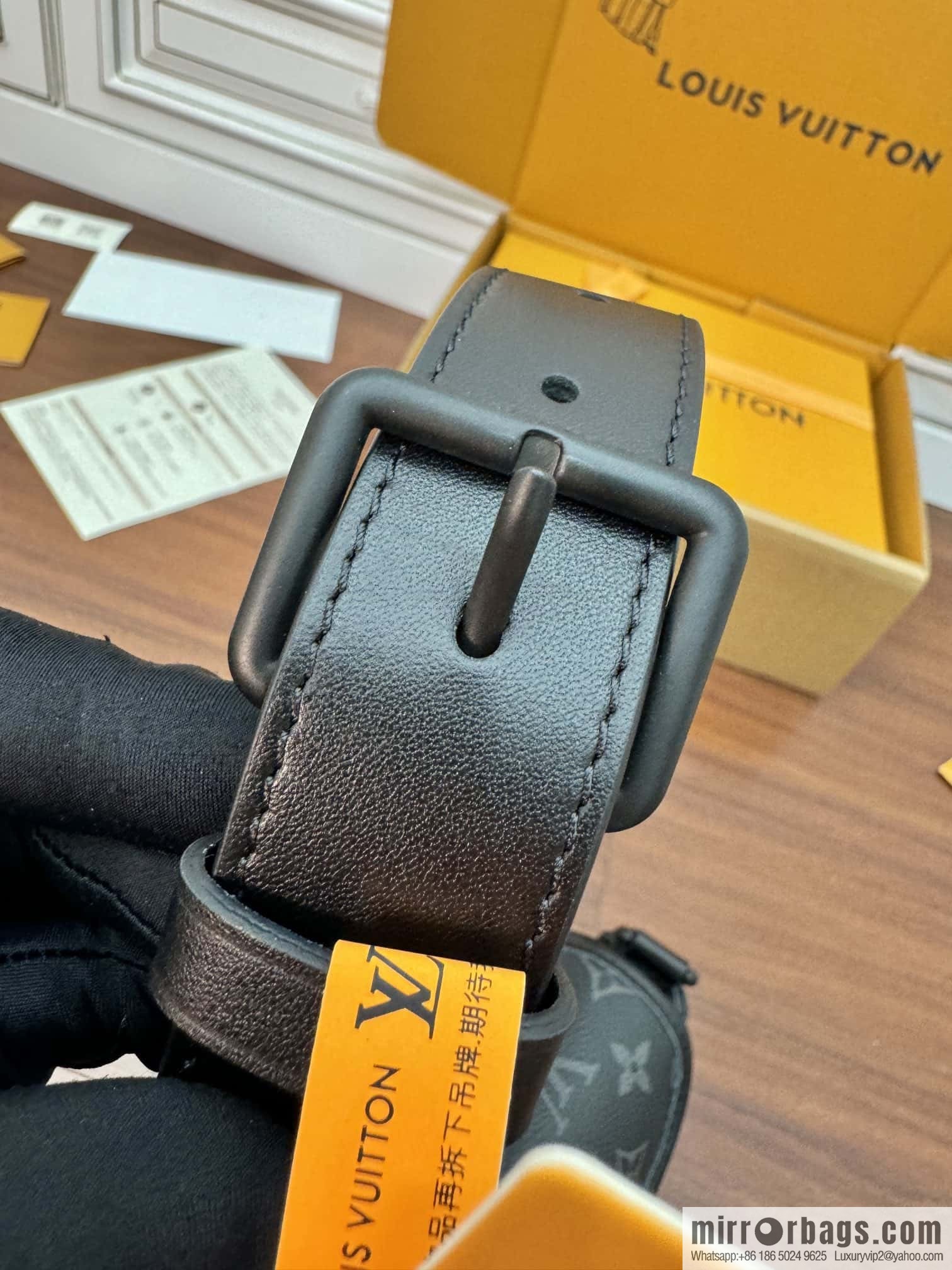LV M12681 Pulse Messenger