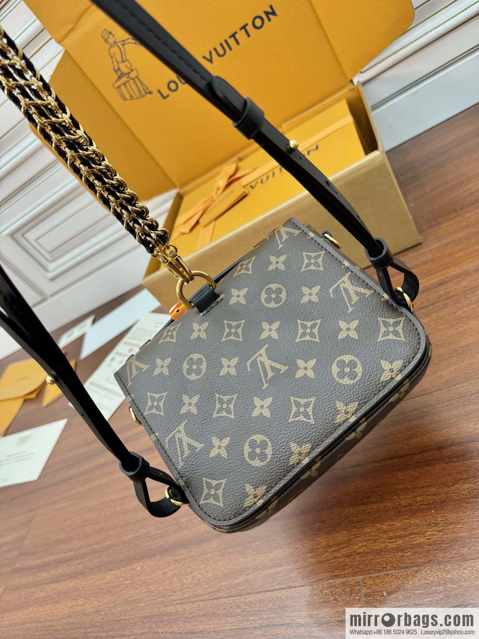 LV M11941 POCHETTE MÉTIS BACKPACK