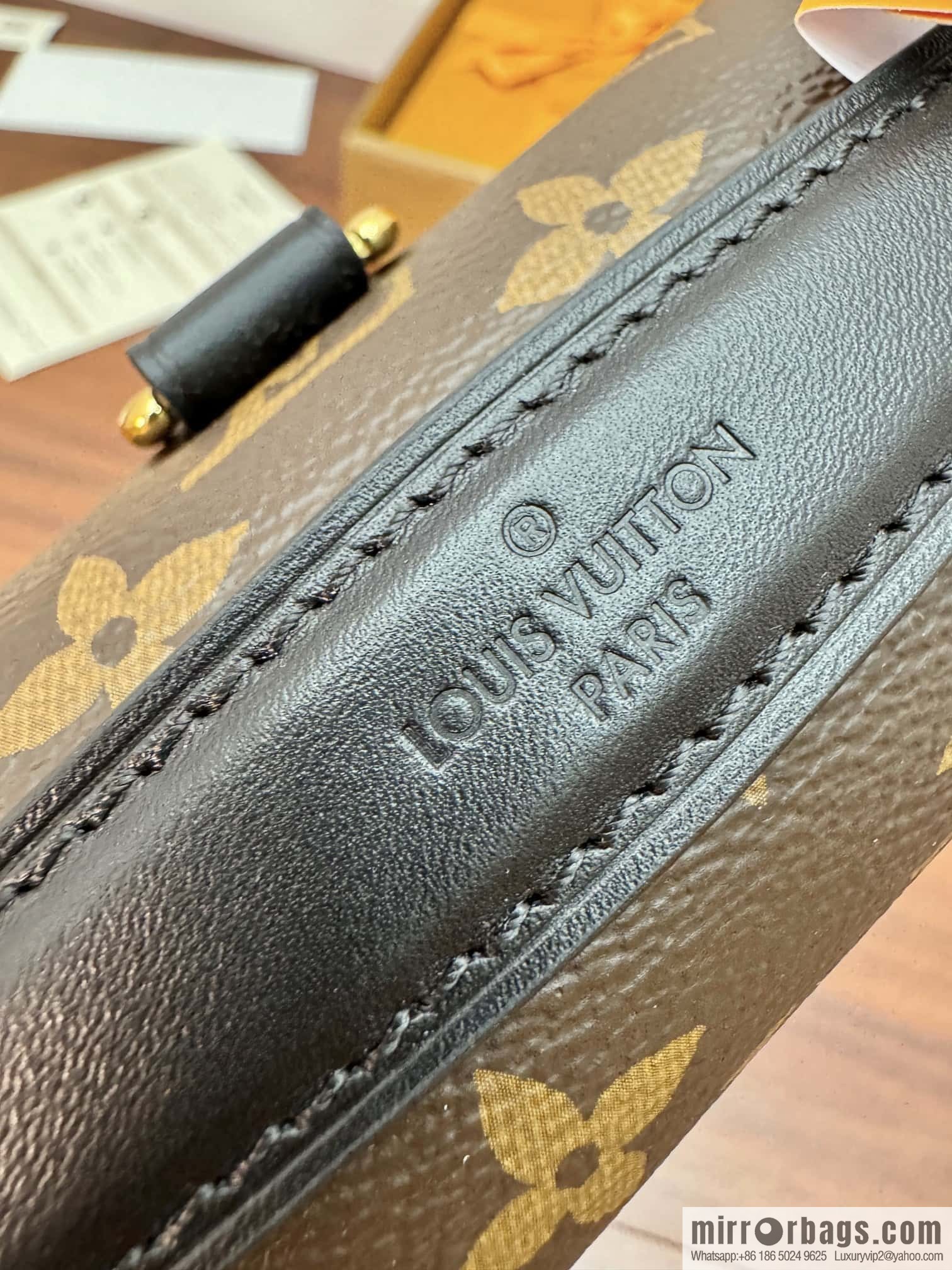 LV M11941 POCHETTE MÉTIS BACKPACK