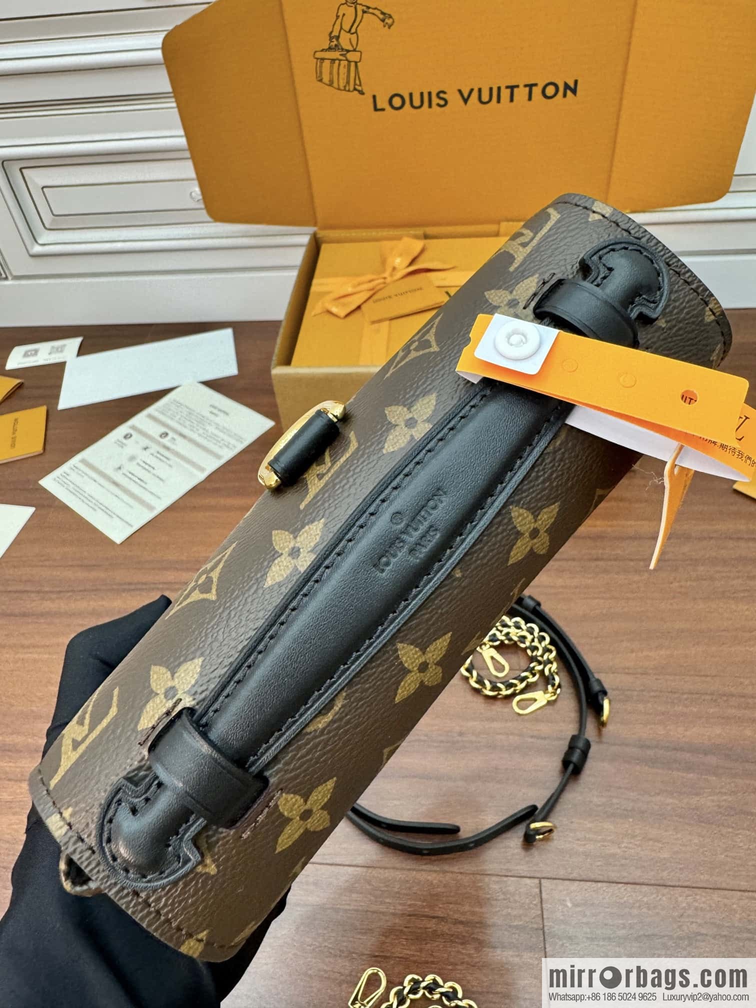 LV M11941 POCHETTE MÉTIS BACKPACK