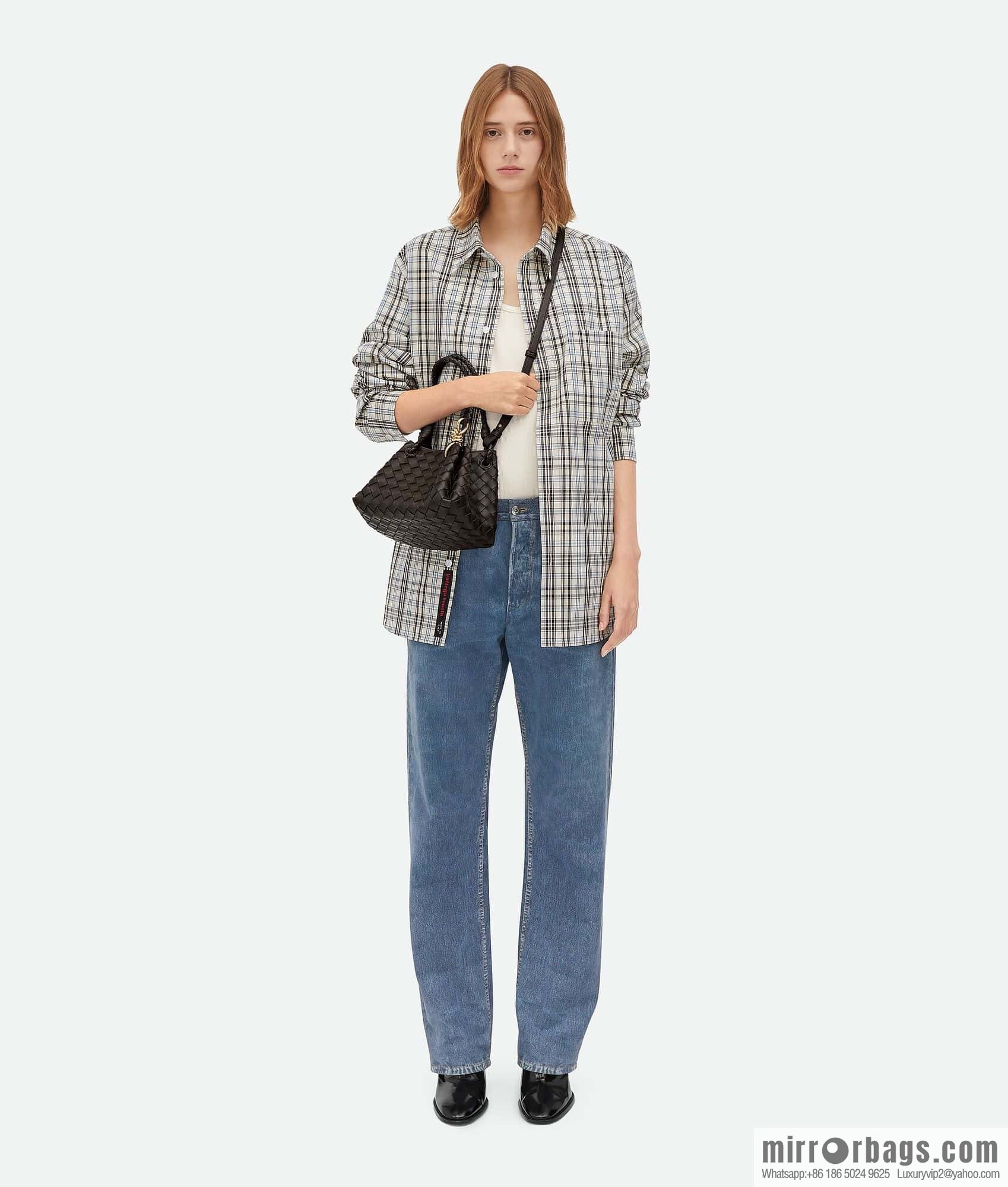 BV 𝙋𝙖𝙧𝙖𝙘𝙝𝙪𝙩𝙚 small, chocolate brown 796569