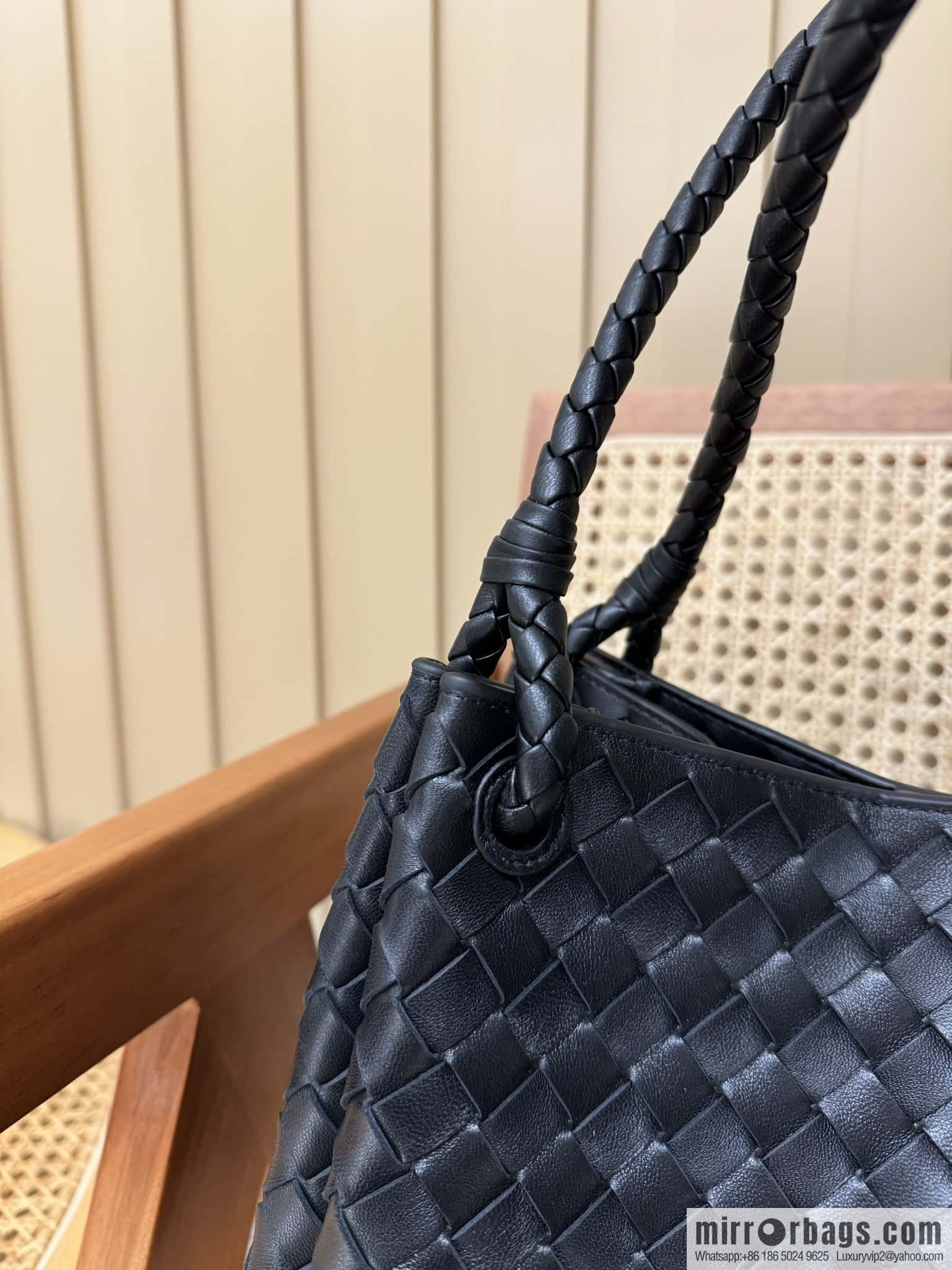 BV ๐๐๐ง๐๐๐๐ช๐ฉ๐ Large, Black 796571