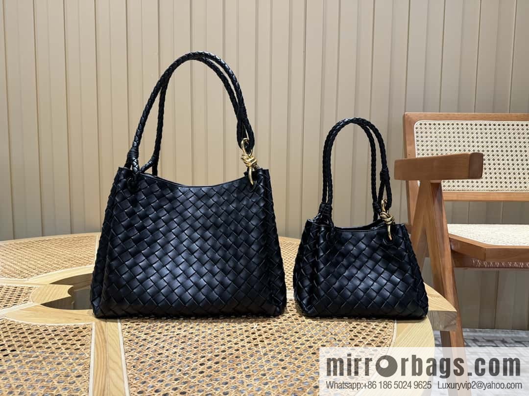 BV ๐๐๐ง๐๐๐๐ช๐ฉ๐ Large, Black 796571