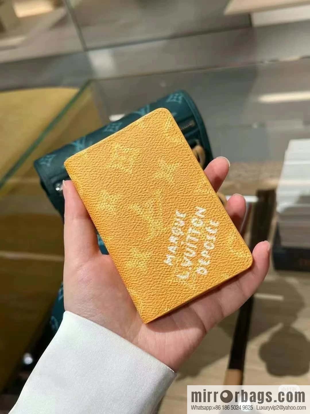 [Boutique‑grade] M12658 yellow flower silk screen printing, card bag wallet series, pocket wallet