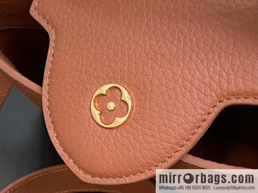 [Boutique‑grade] M25089 brown M24545 full leather cap that English series CAPUCINES small handbag
