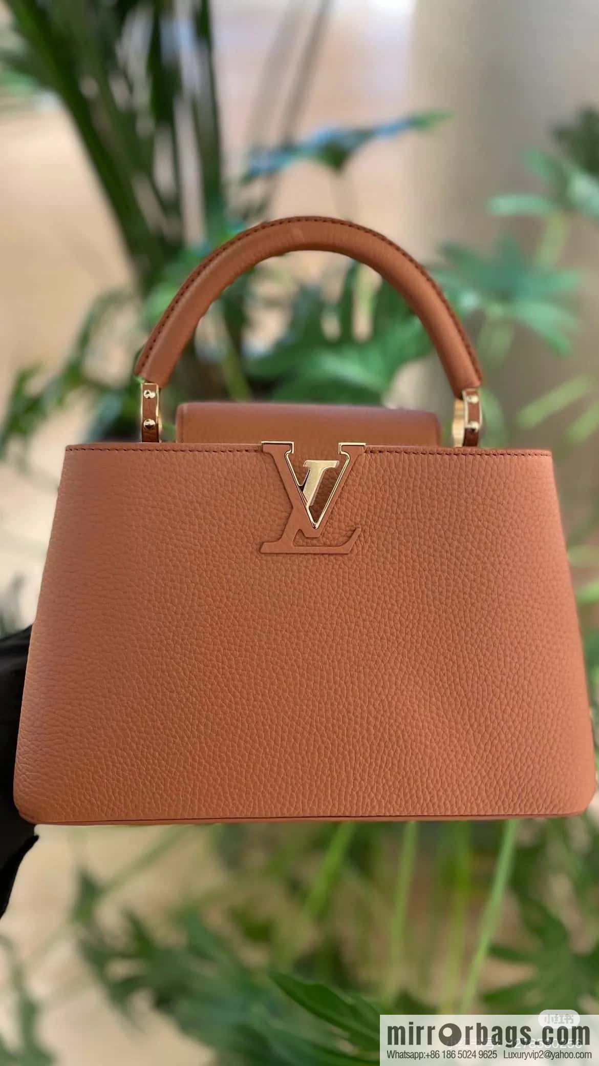 [Boutique‑grade] M25089 brown M24545 full leather cap that English series CAPUCINES mini handbag