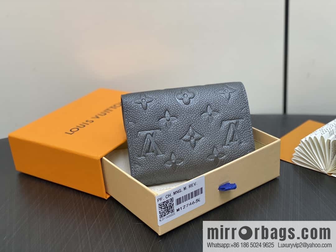 [Boutique‑grade] M12746 pearlescent gray, three-fold wallet series Victorine Wallet wallet