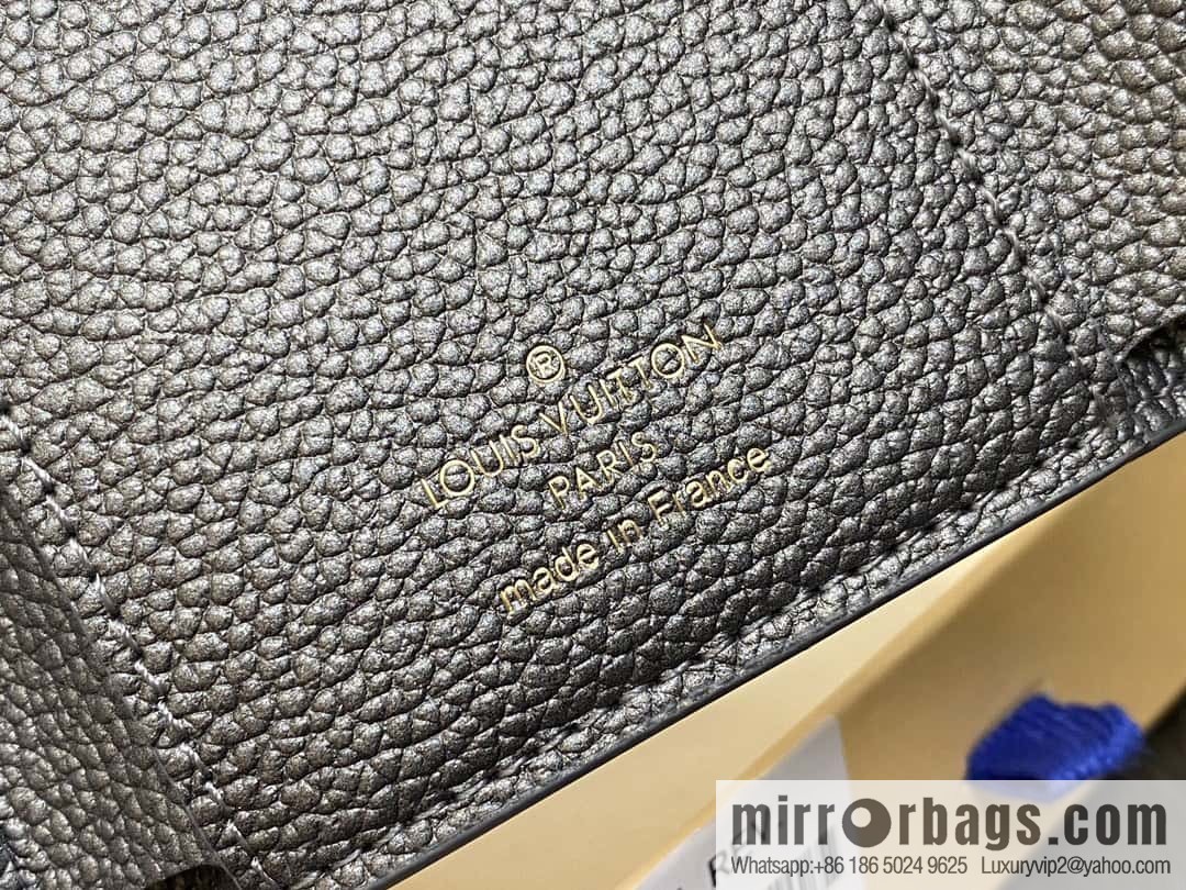 [Boutique‑grade] M12746 pearlescent gray, three-fold wallet series Victorine Wallet wallet