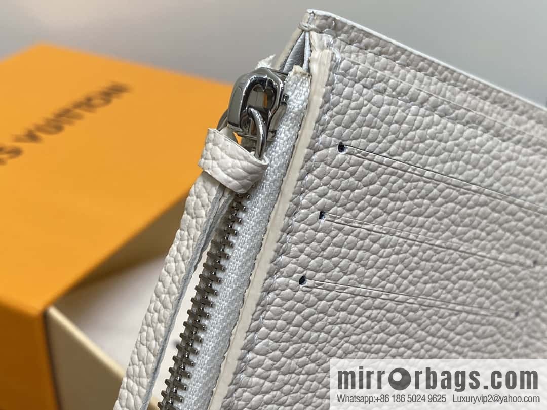 [Boutique‑grade] M12746 pearlescent white, three-fold wallet series Victorine Wallet wallet