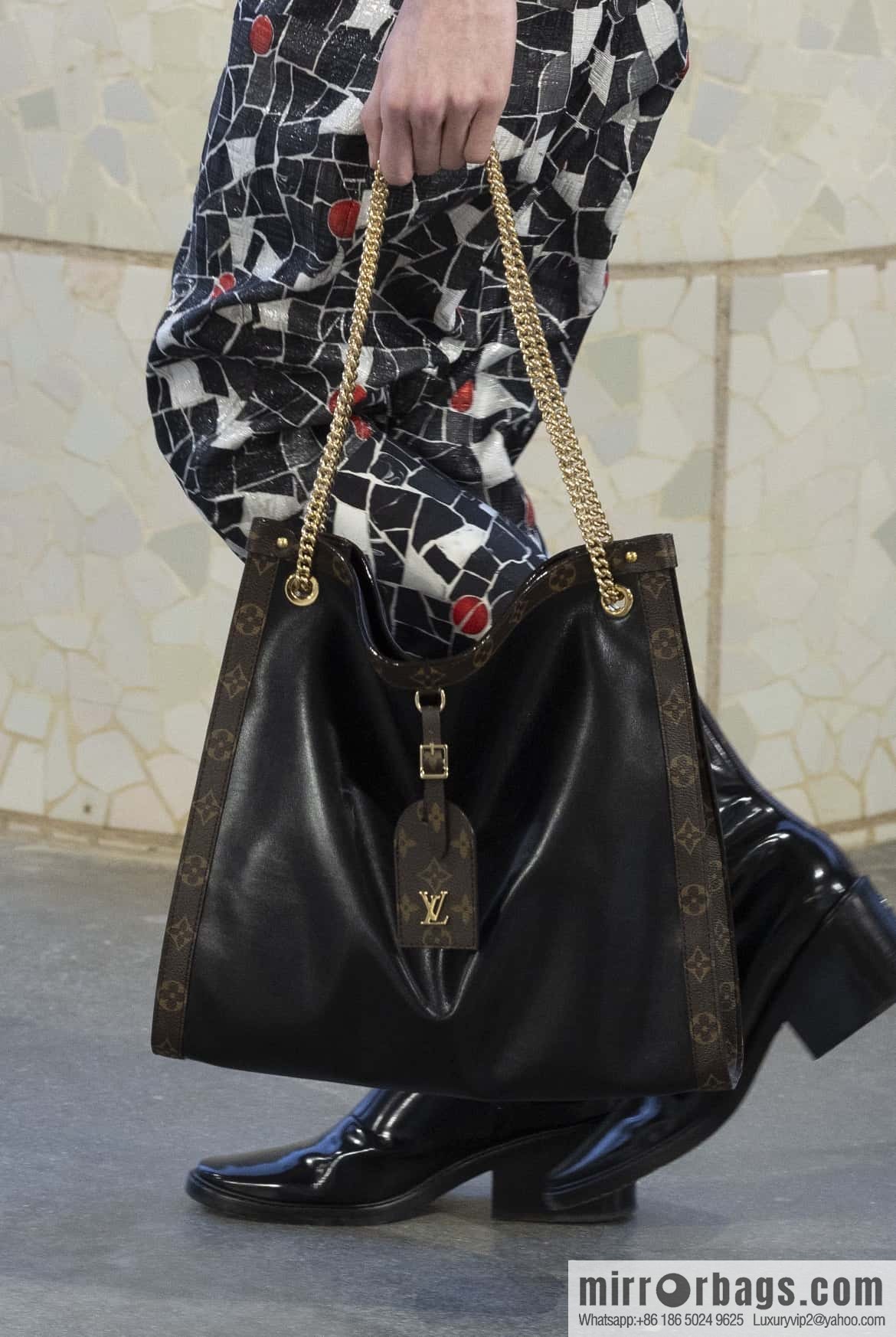[Boutique‑grade] M13137 black/presbyopia, tote bag series Nova MM tote bag