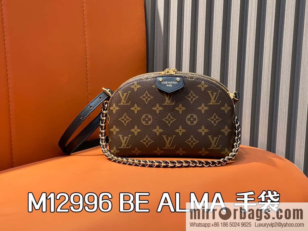 [Boutique‑grade] M12996 presbyopia, chain shell bag series, the new BE ALMA handbag of the season, Be Alma handbag.