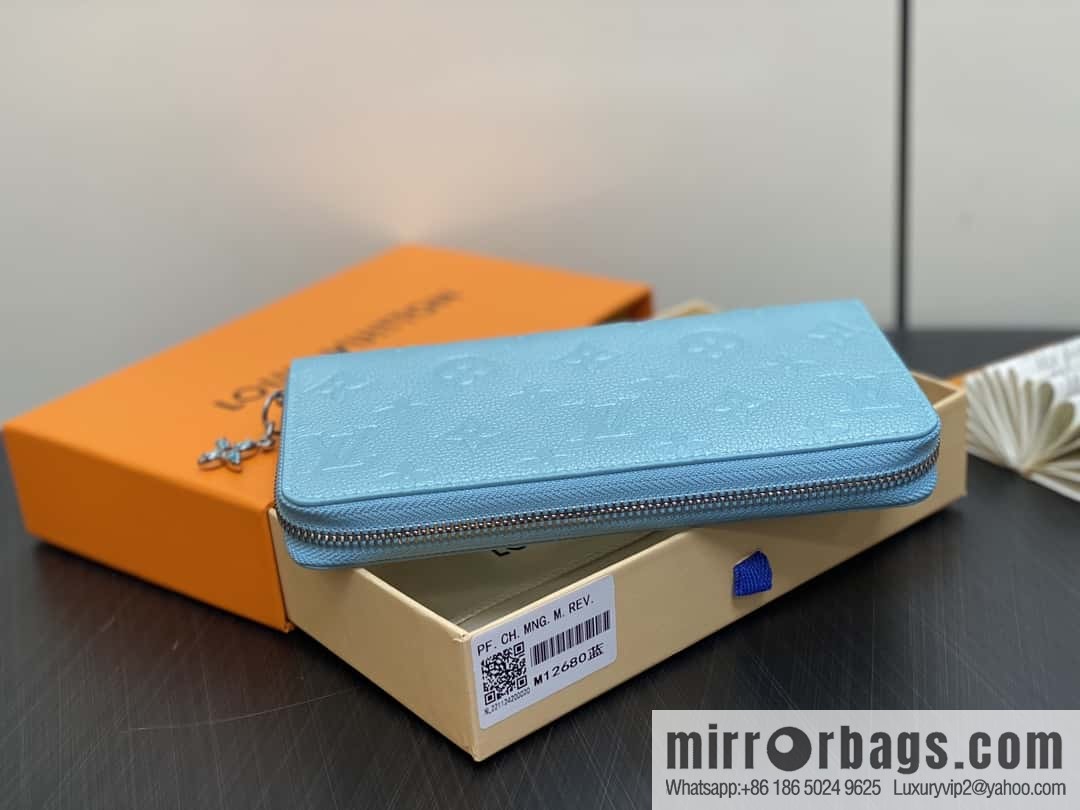 [Premium‑quality] M12680 pearlescent blue full leather embossed, single zipper wallet series Zippy zipper wallet