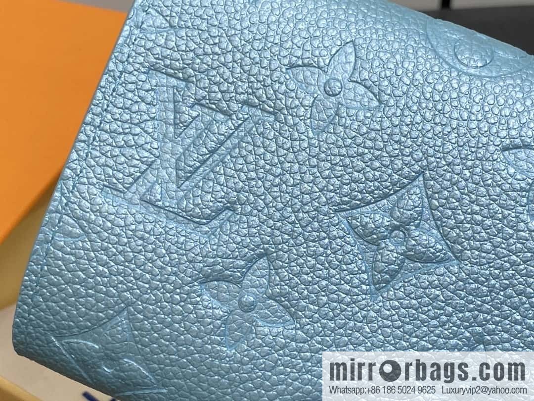 [Boutique‑grade] M12746 pearlescent blue, three-fold wallet series Victorine Wallet wallet