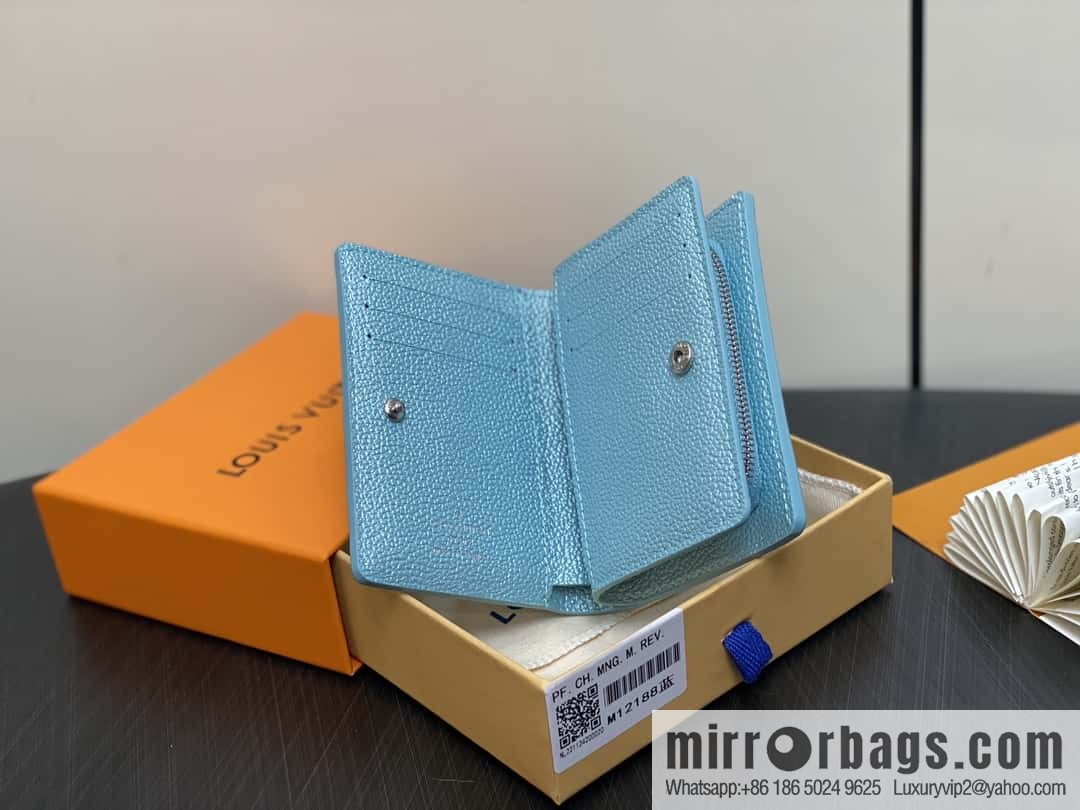 [Boutique‑grade] M12188 pearlescent blue, full leather embossed, full leather two-fold wallet series Clea wallet