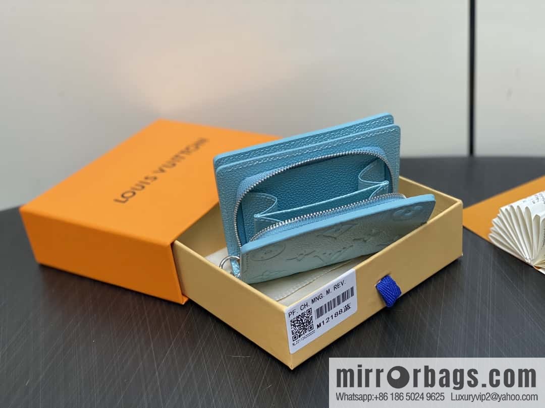 [Boutique‑grade] M12188 pearlescent blue, full leather embossed, full leather two-fold wallet series Clea wallet