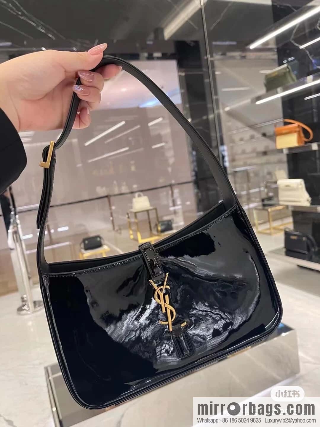 YSL ▪️ 5 🆕 patent leather black 657228