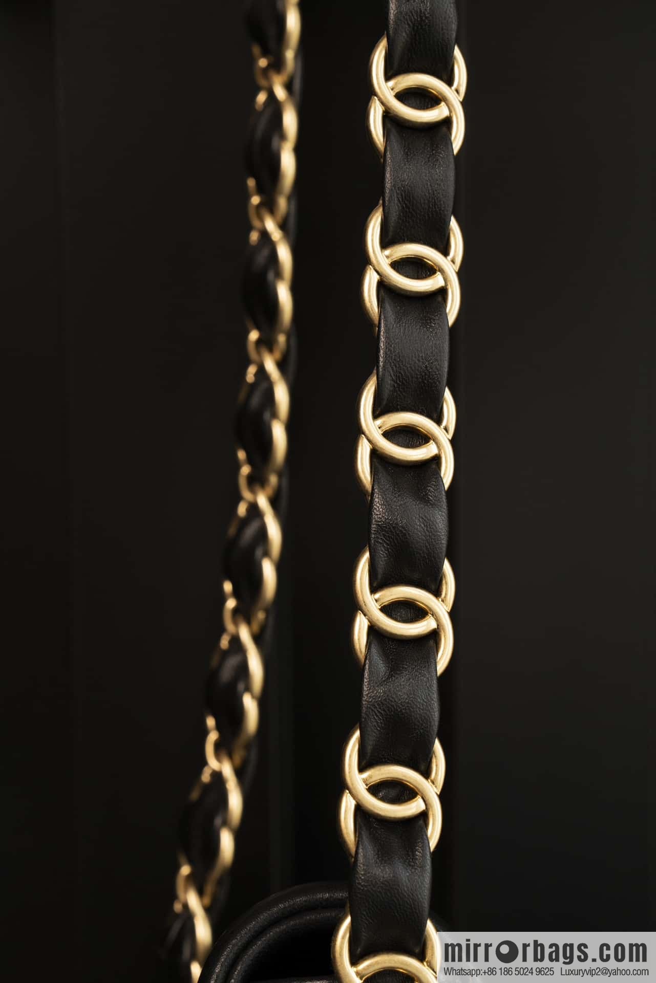 ππ‘ππ§ππ₯ πππ€ ππ thick chain black gold AS5175