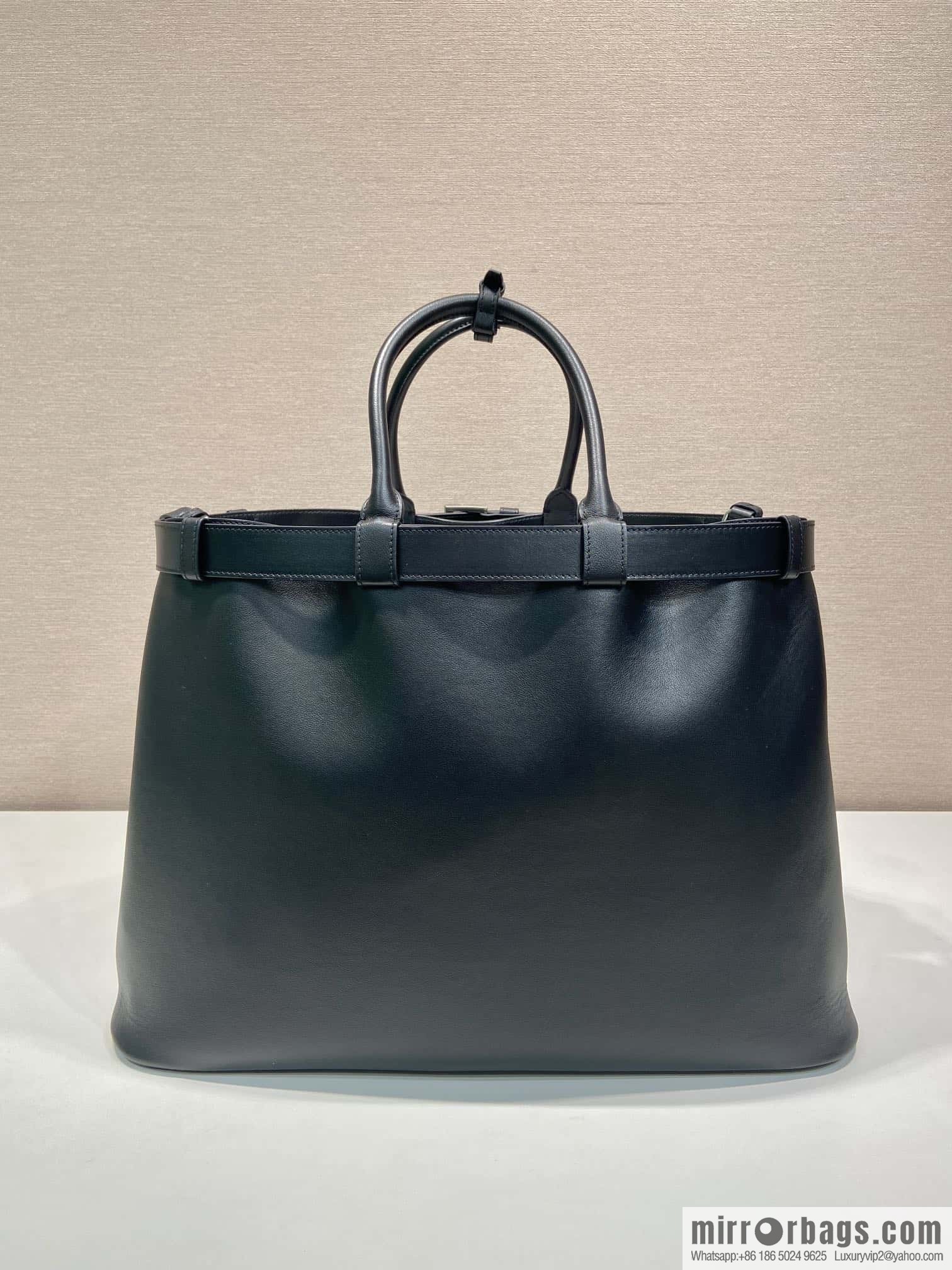 PRADA 🎉 new men's 🎉 1BG126 extra large 🎉🎉 belt buckle
