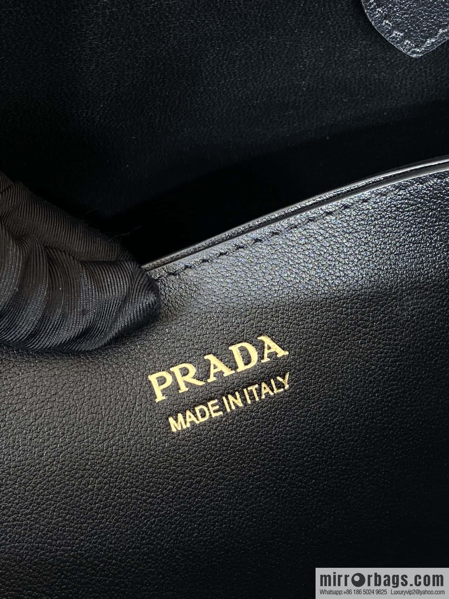 PRADA 🎉 new men's 🎉 1BG126 extra large 🎉🎉 belt buckle
