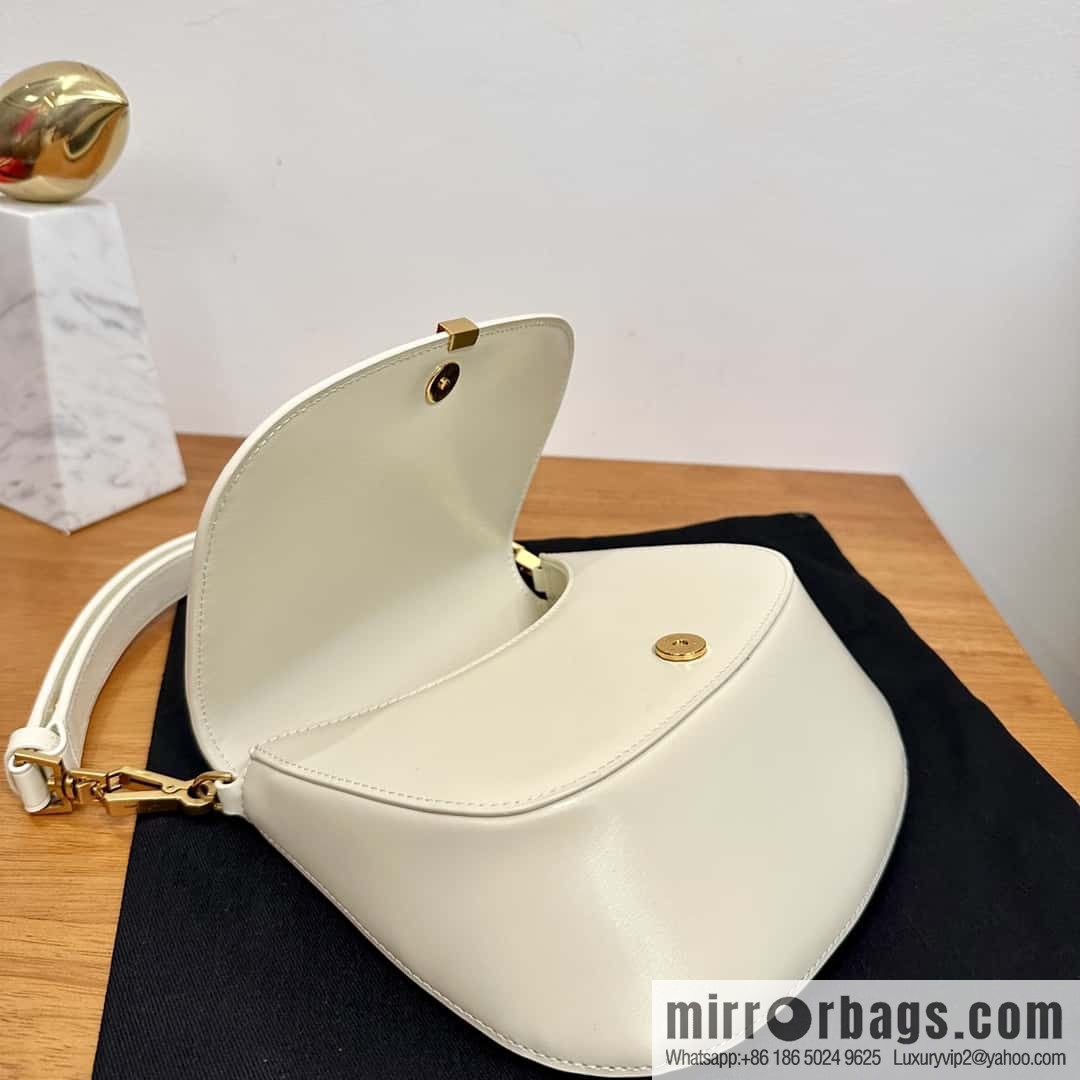 YSL 𝗩𝗢𝗟𝗧𝗔𝗜𝗥𝗘 𝗕𝗢𝗫 armpit/saddle bag 800846 white