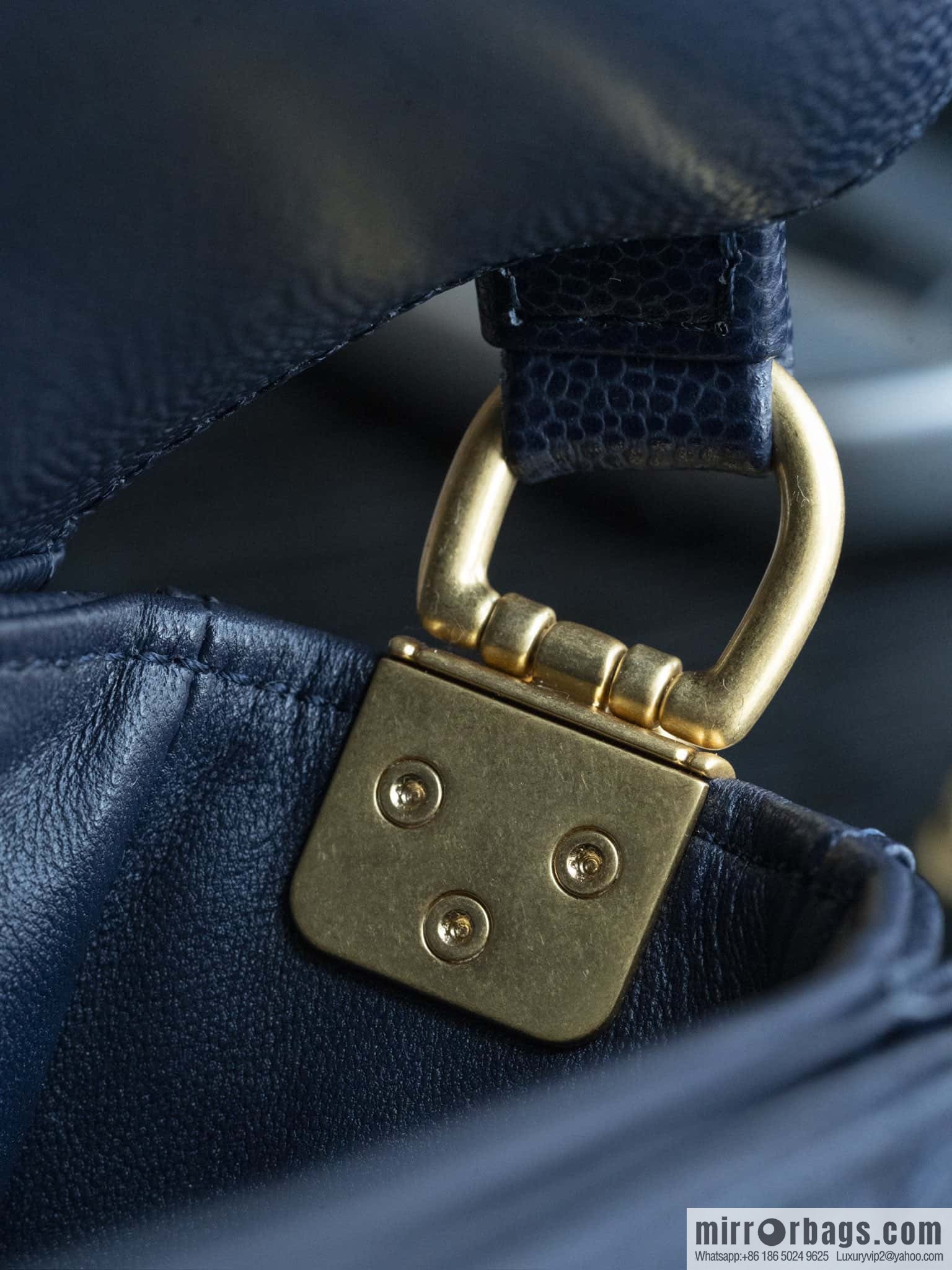 ๐๐ก๐๐ง๐๐ฅ ๐ฎ๐ฐ๐ autumn and winter series, handle cover bag, navy blue ๐ small AS5165