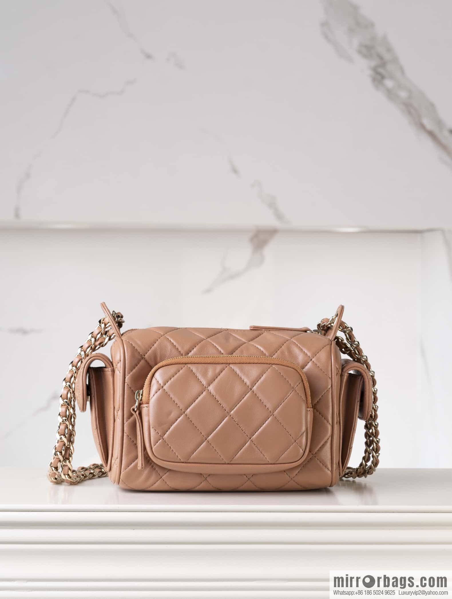 𝐂𝐇𝐀𝐍𝐄𝐋 24K multi-pocket camera bag, caramel color, small AS5220