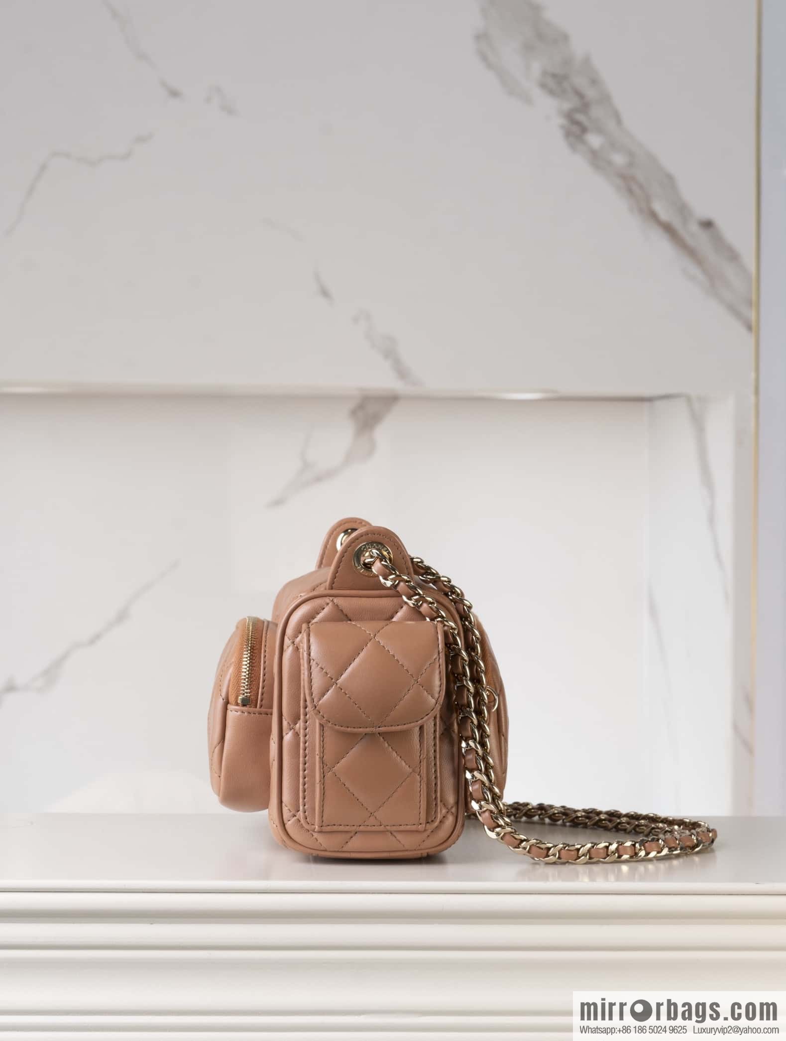 𝐂𝐇𝐀𝐍𝐄𝐋 24K multi-pocket camera bag, caramel color, small AS5220