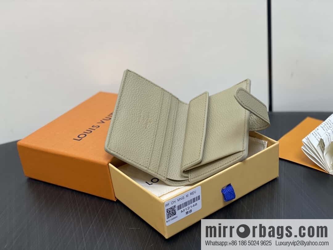 [Boutique‑grade] M12148 grass green, full leather wallet series Portfoille Locky wallet