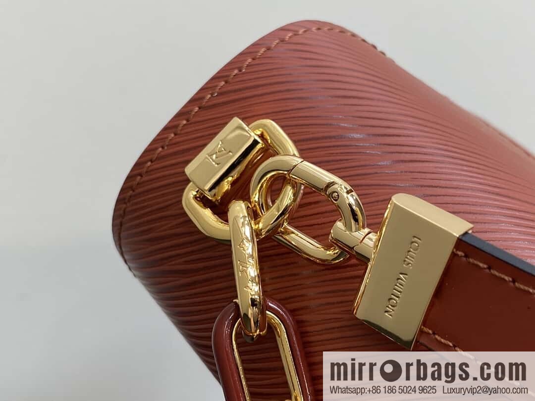[Boutique‑grade] M24043 brown M24044 black, water ripple Twist series NEW Twist MM handbag