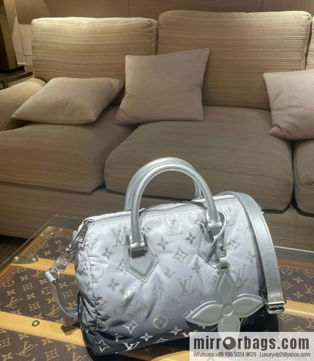[Boutique‑grade] M11848 silver down, pillow bag speedy series, ski series SPEEDY BANDOULIZRE 25 handbag